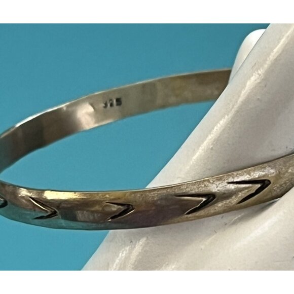 Sterling Silver 925 Mexico Bangle Bracelet With Arrow Etching Design - Picture 2 of 4
